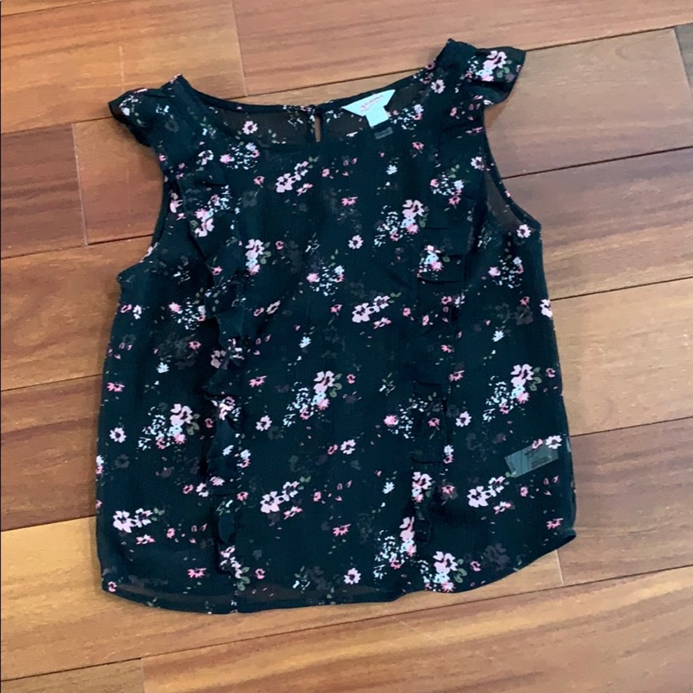 Cute black floral tank.